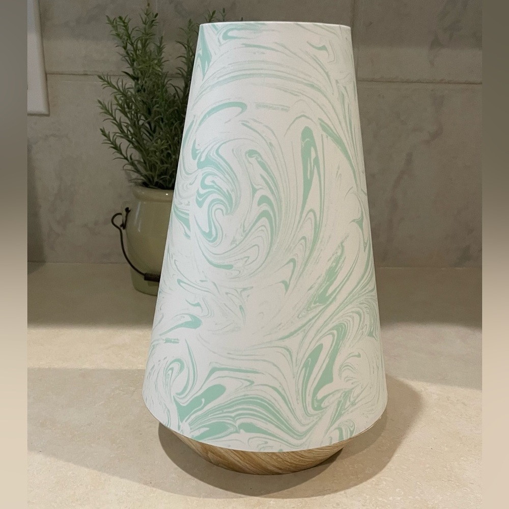 Cute Green & White Lamp